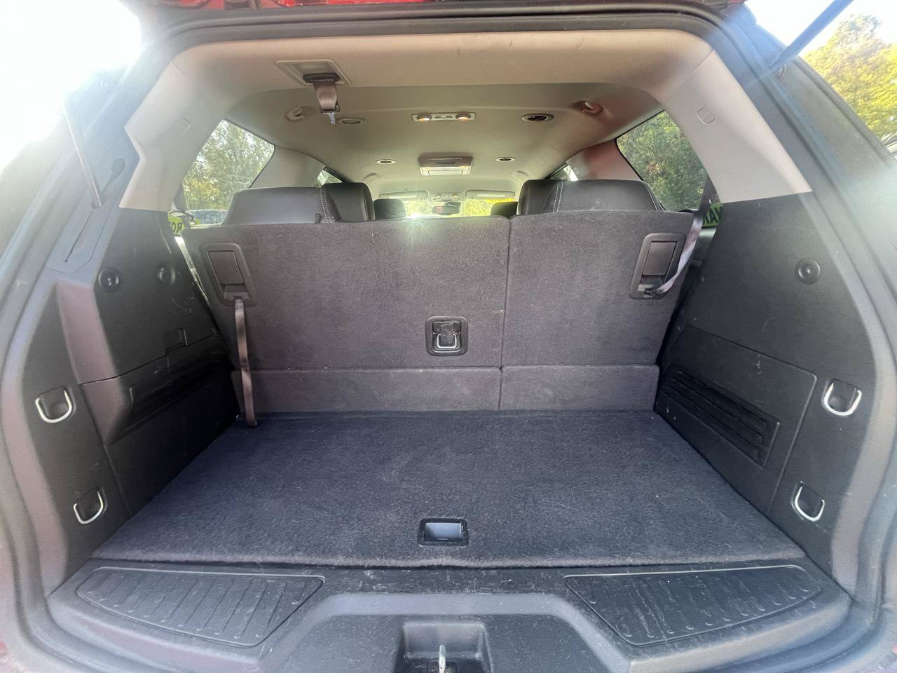 Used 2015 GMC Acadia SLT AWD/4WD image 19