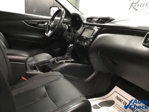 Used 2018 Nissan Rogue Sport SL w/ SL Premium Package AWD/4WD image 35