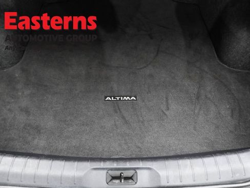 Used 2023 Nissan Altima 2.5 SV image 9