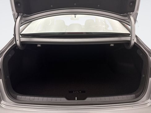 Used 2025 Kia K4 GT-Line image 21