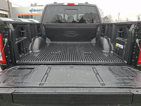 Certified 2023 Ford F150 Platinum w/ Equipment Group 701A High image 33