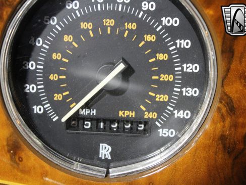 Used 1990 Rolls-Royce Silver Spur image 23