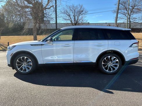 New 2026 Lincoln Aviator 2WD image 22