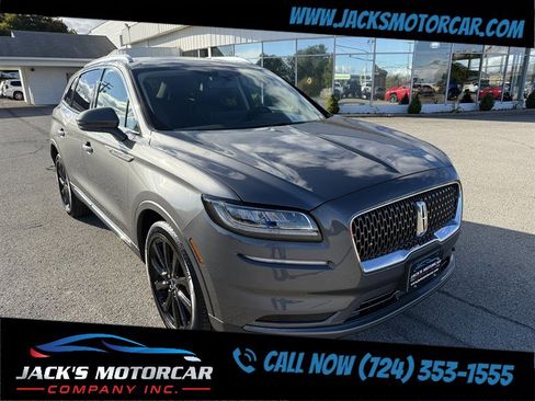 Used 2023 Lincoln Nautilus Reserve w/ Monochromatic Package image 4