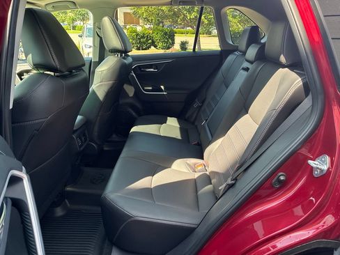 Used 2022 Toyota RAV4 Limited w/ Limited Grade Weather Package AWD/4WD image 25