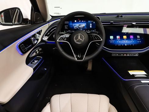 New 2026 Mercedes-Benz E 450 4MATIC All-Terrain Wagon image 13