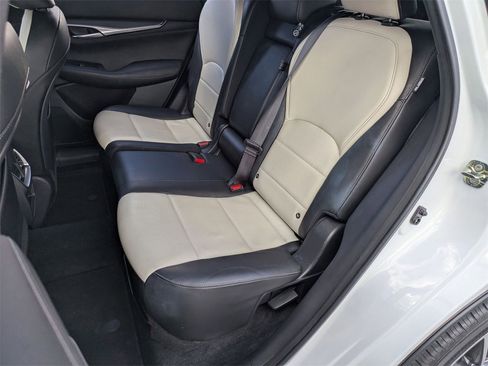 Used 2024 INFINITI QX55 Luxe image 26