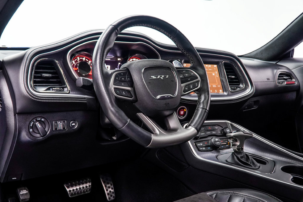 Used 2023 Dodge Challenger SRT Hellcat RWD image 7