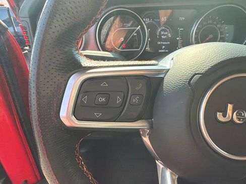 Used 2021 Jeep Gladiator Mojave AWD/4WD image 26