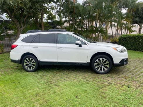 Used 2017 Subaru Outback 2.5i Limited image 8