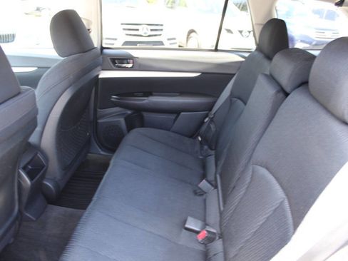 Used 2012 Subaru Outback 2.5i Premium w/ All-Weather Pkg AWD/4WD image 18
