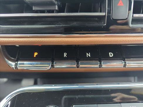 Used 2023 Lincoln Navigator L Reserve image 11