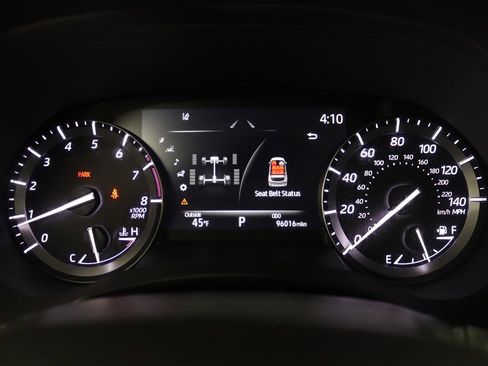 Used 2021 Toyota Highlander XLE image 24