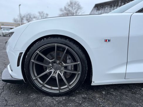 Used 2019 Chevrolet Camaro SS image 13