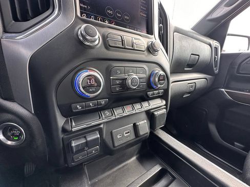 Used 2021 GMC Sierra 1500 SLT w/ SLT Premium Package AWD/4WD image 26