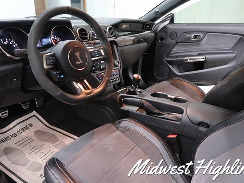 Used 2019 Ford Mustang Shelby GT350 w/ Technology Package RWD image 35