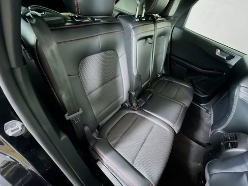 Used 2025 Ford Escape ST-Line image 24