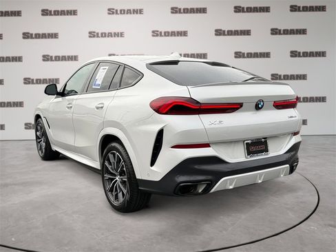 Certified 2023 BMW X6 xDrive40i w/ Executive Package image 3