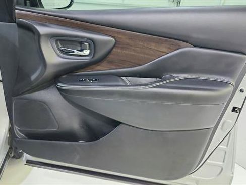 Used 2020 Nissan Murano Platinum w/ Cargo Package FWD image 27