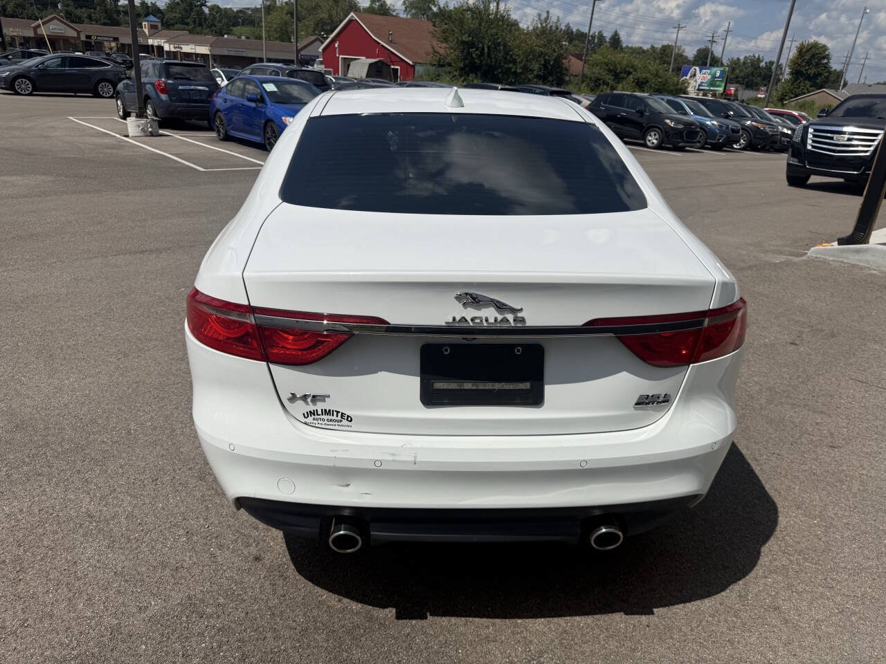 Used 2017 Jaguar XF Prestige AWD/4WD image 11