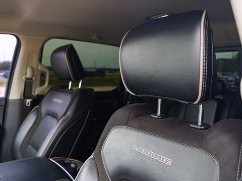 Used 2022 RAM 1500 Laramie AWD/4WD image 10