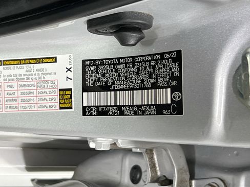 Used 2023 Toyota Corolla LE FWD image 29
