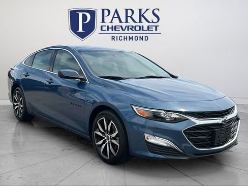 Used 2024 Chevrolet Malibu RS FWD image 1