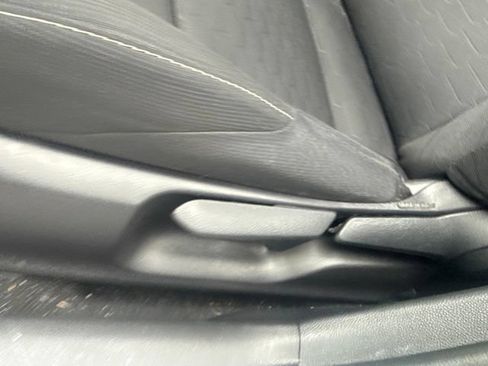 Used 2022 Toyota Corolla SE FWD image 15
