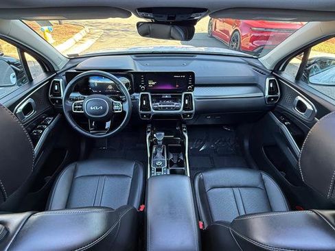 Used 2023 Kia Sorento SX image 26