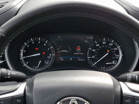 Certified 2021 Toyota Highlander XLE image 23