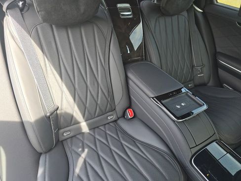 New 2026 Mercedes-Benz S 63 AMG S image 21