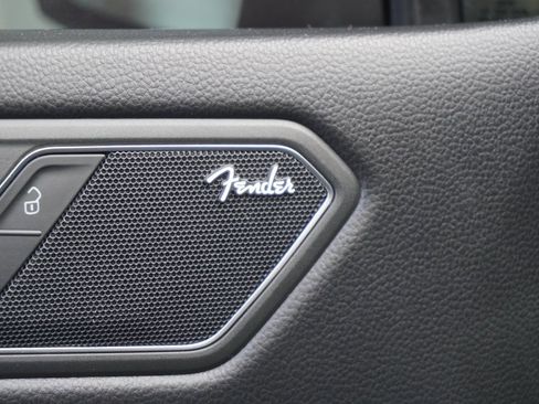 Used 2021 Volkswagen Tiguan SEL Premium R-Line image 10