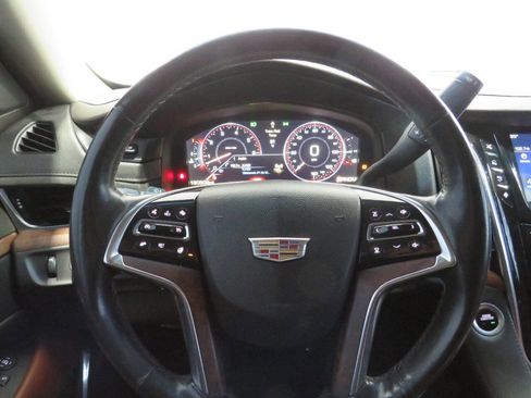 Used 2015 Cadillac Escalade ESV Premium image 23