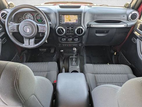 Used 2012 Jeep Wrangler Unlimited Sahara w/ Connectivity Group AWD/4WD image 16