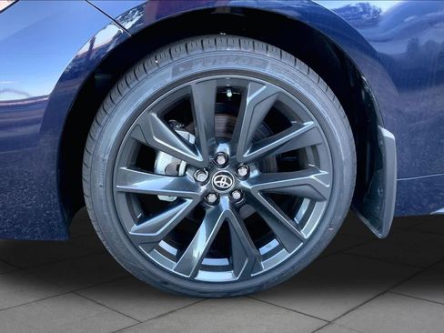 Used 2026 Toyota Corolla SE FWD image 11