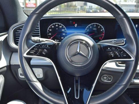 Used 2024 Mercedes-Benz GLE 350 4MATIC image 23