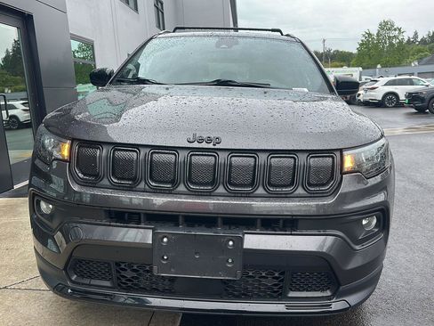 Used 2022 Jeep Compass Latitude w/ Convenience Group AWD/4WD image 5