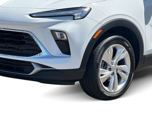 Used 2024 Buick Encore GX Preferred w/ Comfort Package AWD/4WD image 7