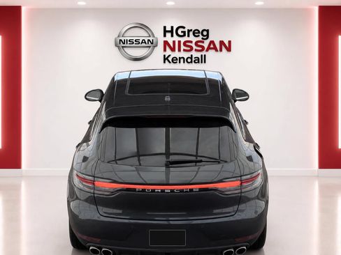 Used 2020 Porsche Macan S AWD/4WD image 6