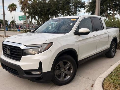 Used 2022 Honda Ridgeline RTL image 2