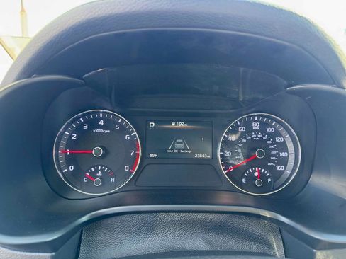 Used 2024 Kia Forte LXS image 14