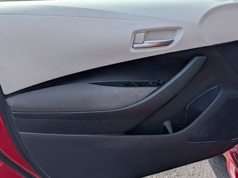 Used 2021 Toyota Corolla LE w/ LE Premium Package FWD image 14