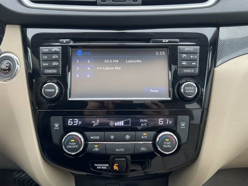 Used 2015 Nissan Rogue SL w/ SL Premium Package image 19