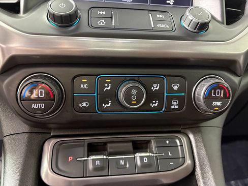 Used 2020 GMC Acadia AT4 w/ Driver Alert Package II AWD/4WD image 19