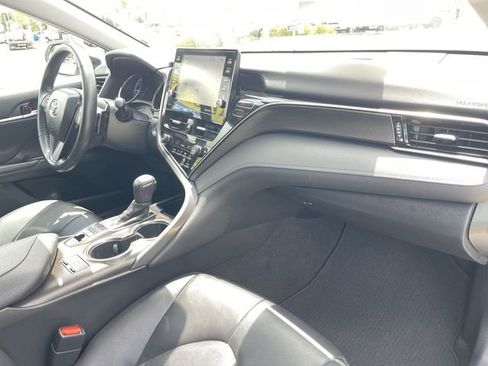 Used 2021 Toyota Camry XSE FWD image 29