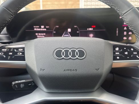 Certified 2025 Audi Q5 Premium Plus w/ Premium Plus image 24