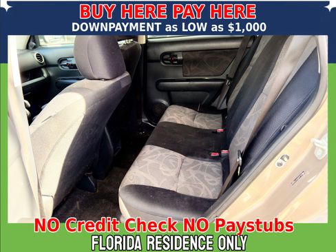 Used 2015 Scion xB image 11