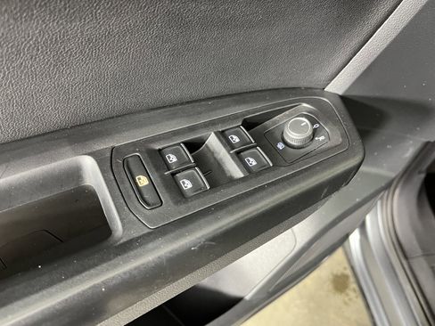 Used 2019 Volkswagen Atlas SE image 18