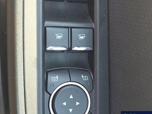 Used 2022 Ford F150 Lightning Pro AWD/4WD image 21