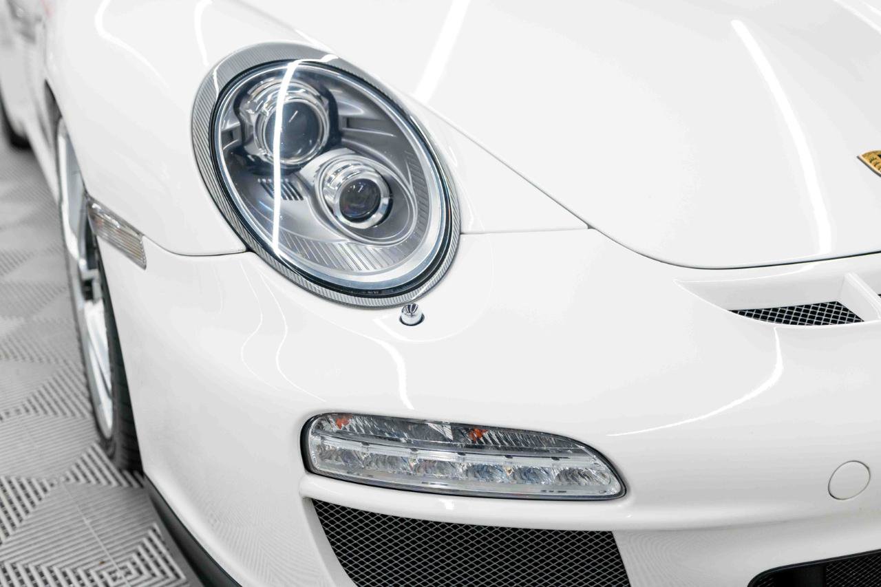 Used 2010 Porsche 911 GT3 RWD image 16